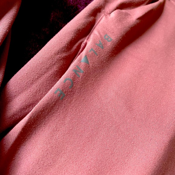 Balance Athletica Select Womens Joggers - Picture 3 of 5